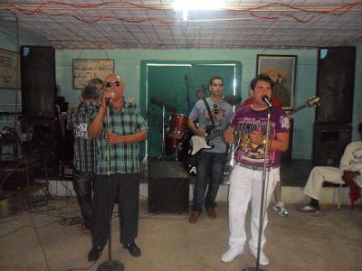 Efectuan en Baraguá  encuentro de Clubes de música de la Década